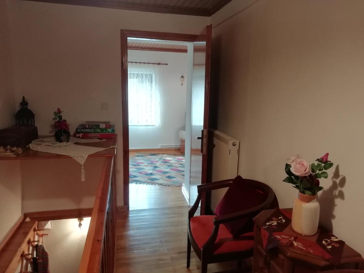 Cosy Lake House, Μια Ανάσα Πριν Τη Λίμνη Kalivia  Exterior photo
